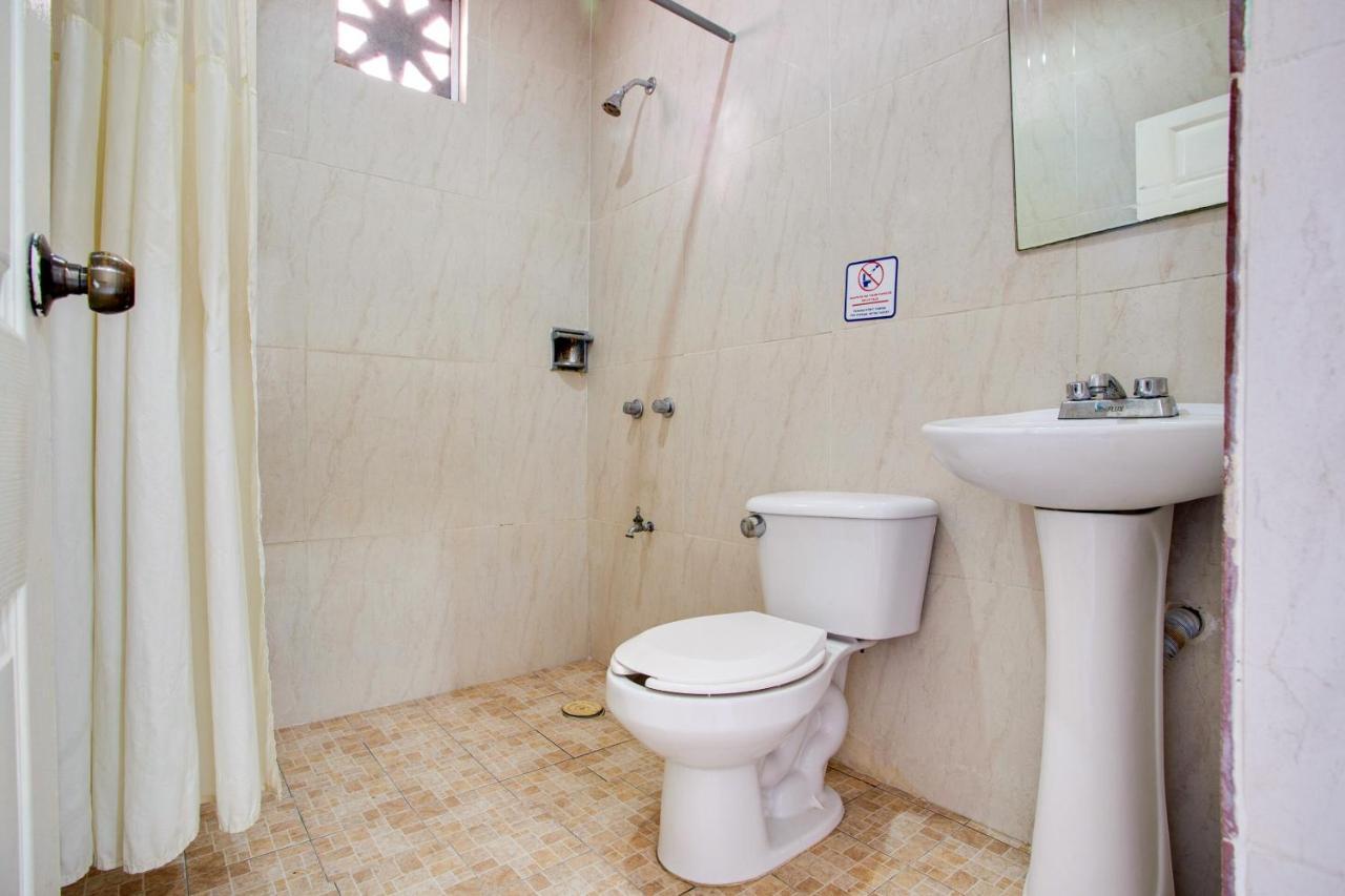 Oyo Hotel Addy Τουλούμ Εξωτερικό φωτογραφία